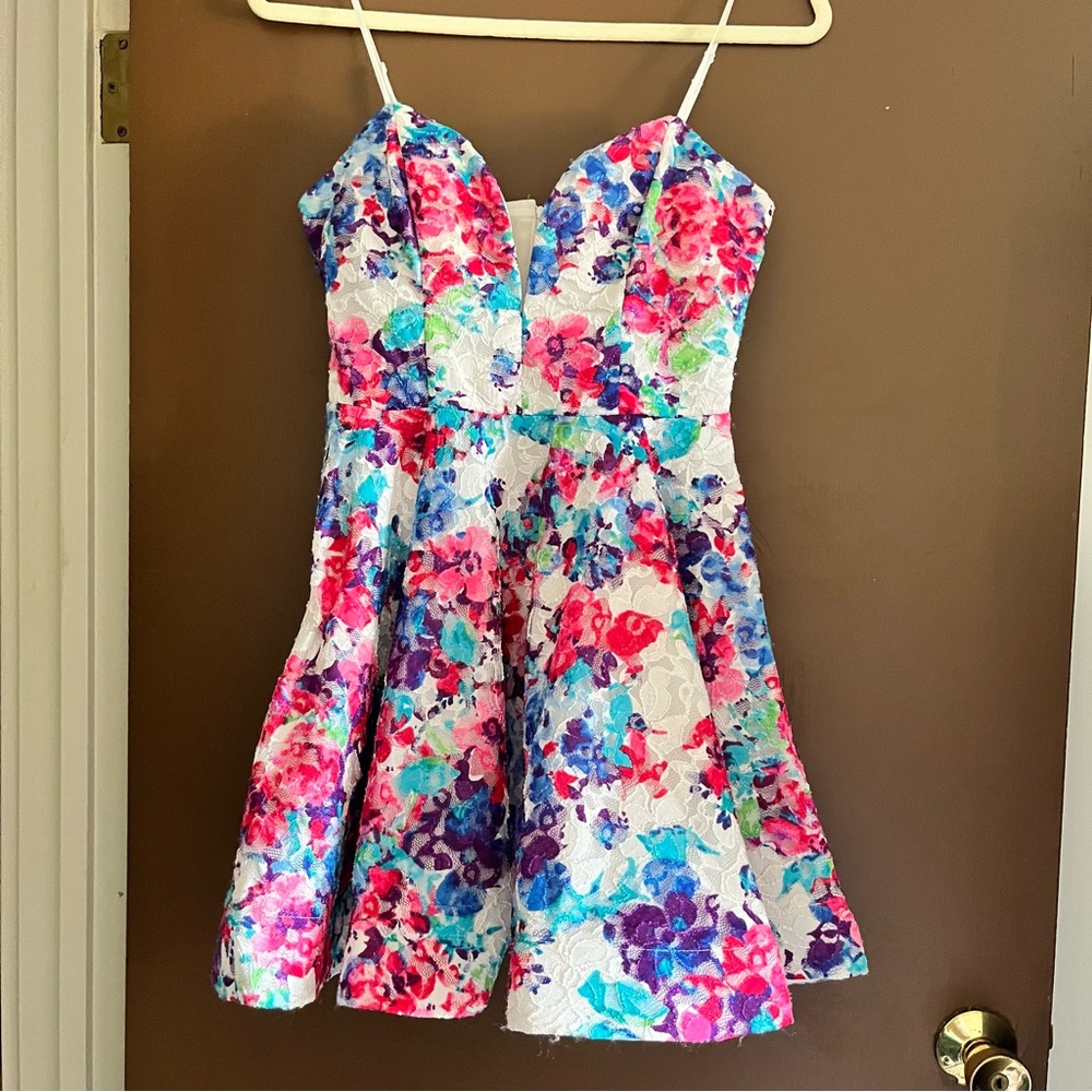 Watercolor Floral Lace Sweetheart Neckline Formal Dress